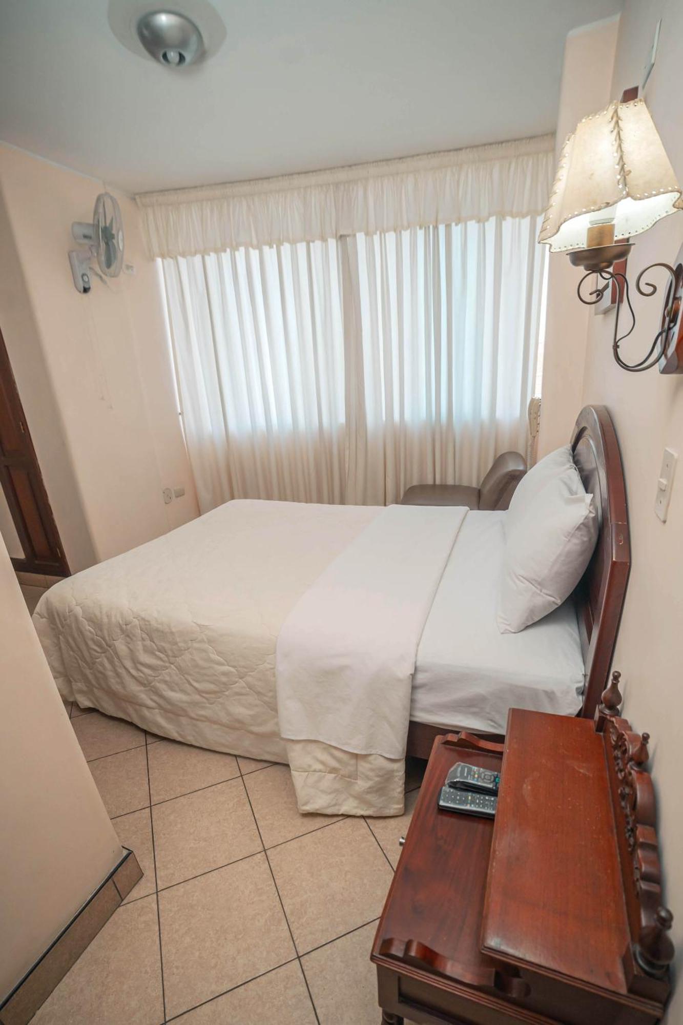 Hotel Torre Norte Τρουχίλο Εξωτερικό φωτογραφία
